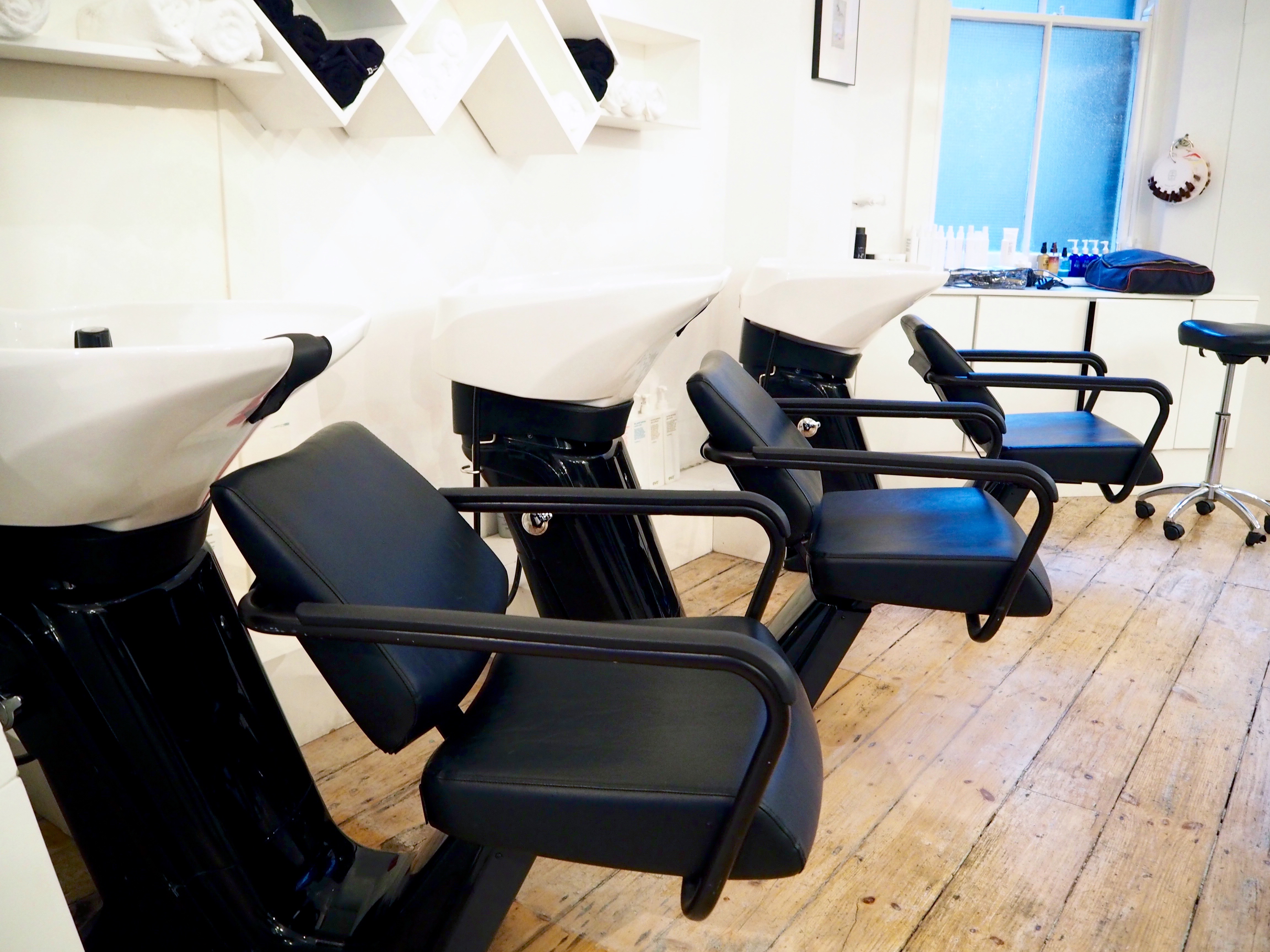 the kings canary hairsalon