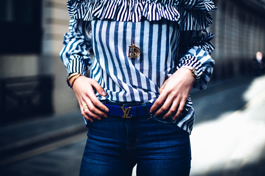 STRIPED OFF-THE-SHOULDER TOP | SPRING FASHION WITH SEINSIDE
